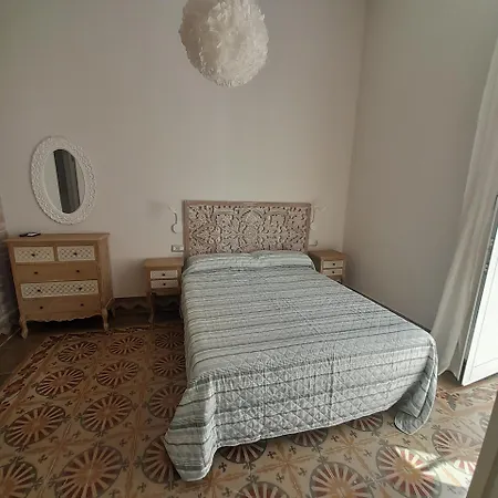 Апартаменты La Casa De La Esquina Гран-Тарахал